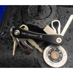 Noise-Free Key Organizers : Gear Infusion KT7 Key Titan Carabiner